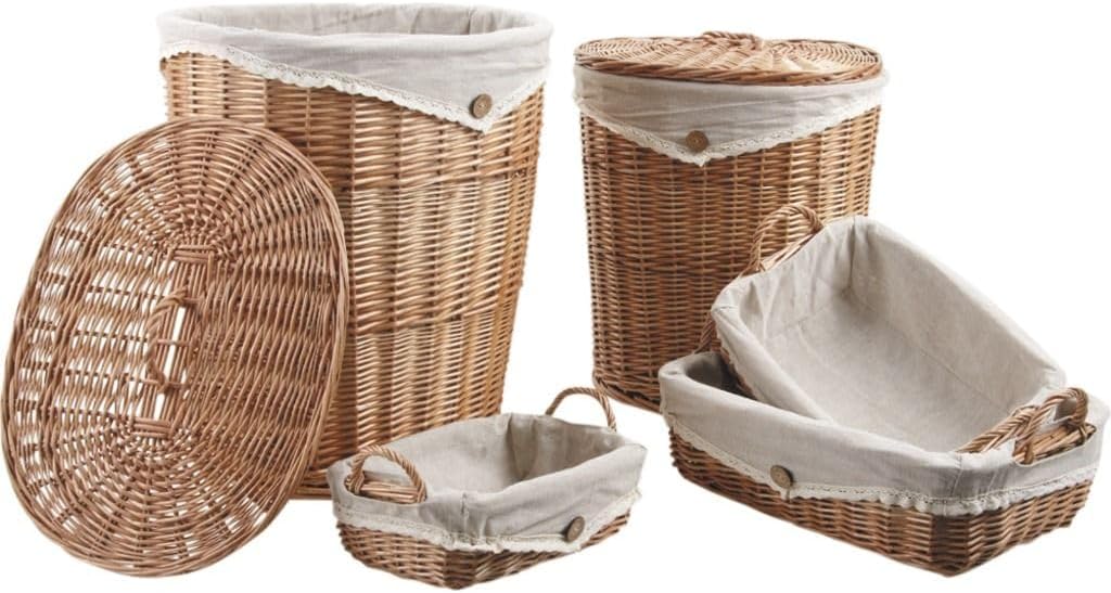 Le panier a linge se presente en coloris beige et marron